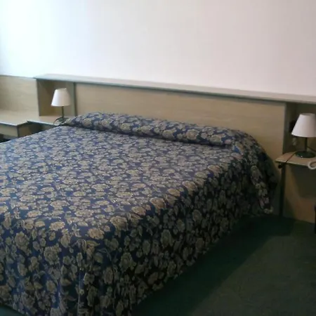 Campana Hotel 3*