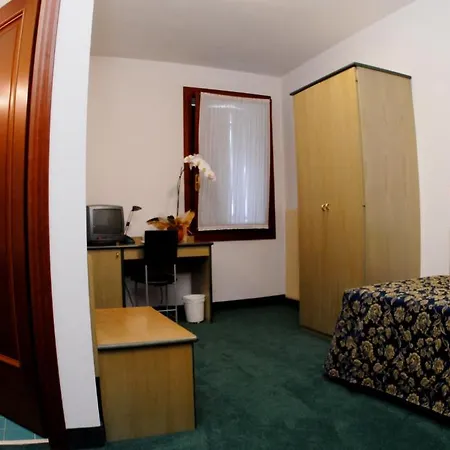 Ξενοδοχείο Campana Thiene