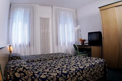 Campana Hotel